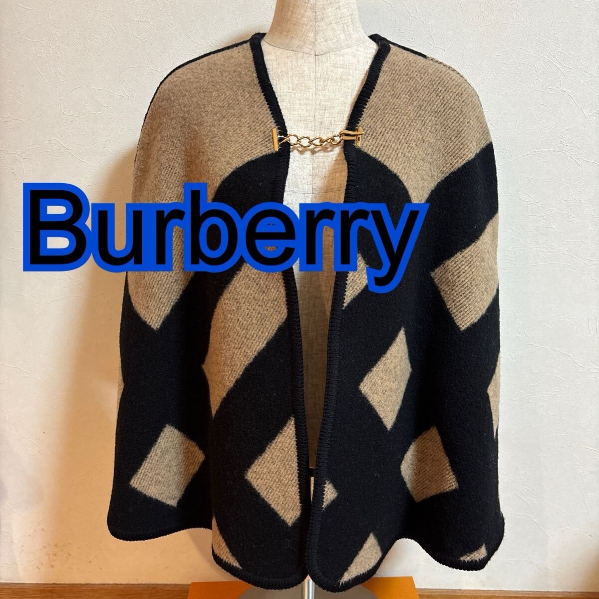 超美品　Burberry ウールニット　ポンチョ　ケープ　20万円　正規店　 BURBERRY