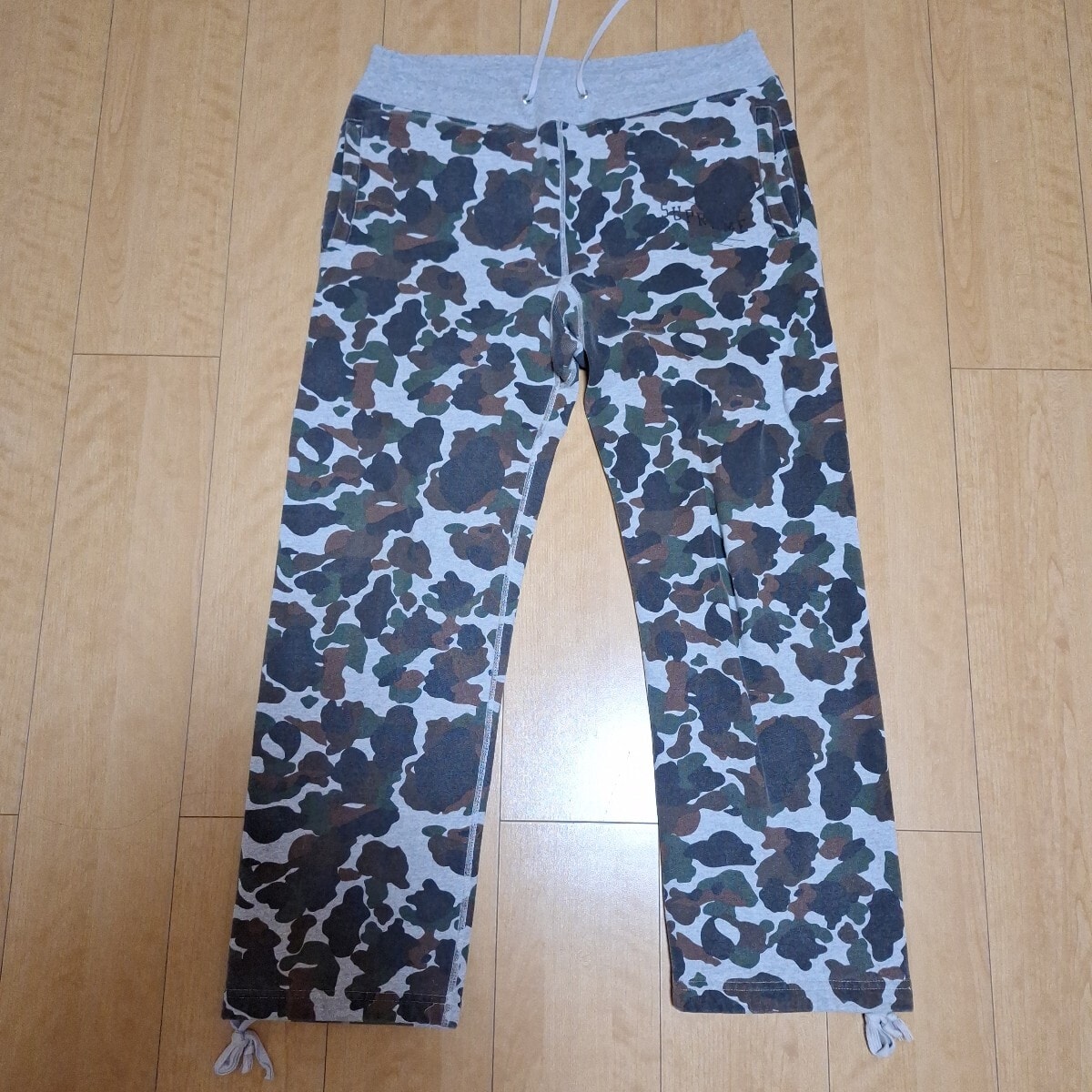 シュプリームSupreme 迷彩 カモフラ スウェットパンツS 