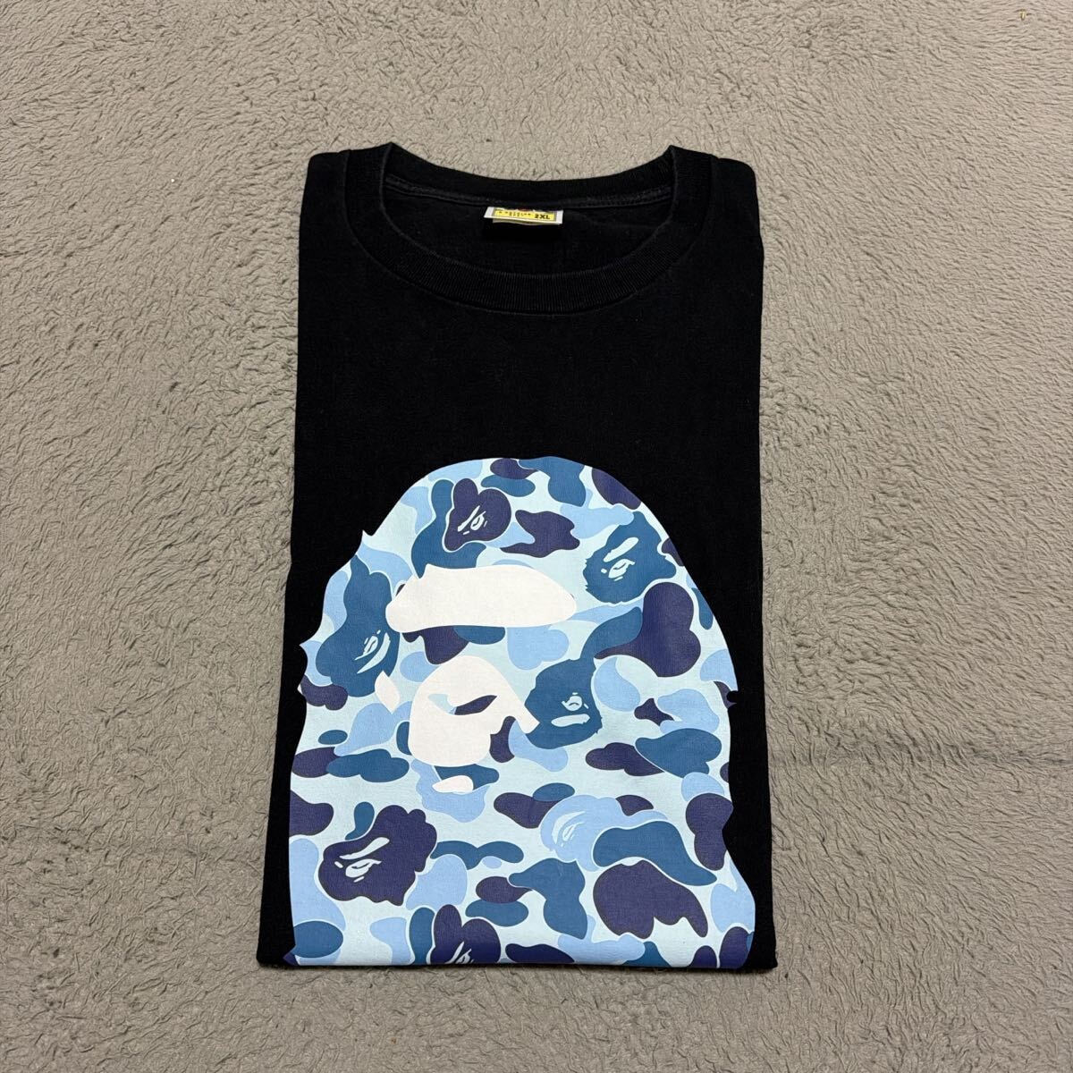 TEE ⁄ NO.1005 PURURU VERSUS CHARCOAL L | 公式通販 vaultroom 日本最 