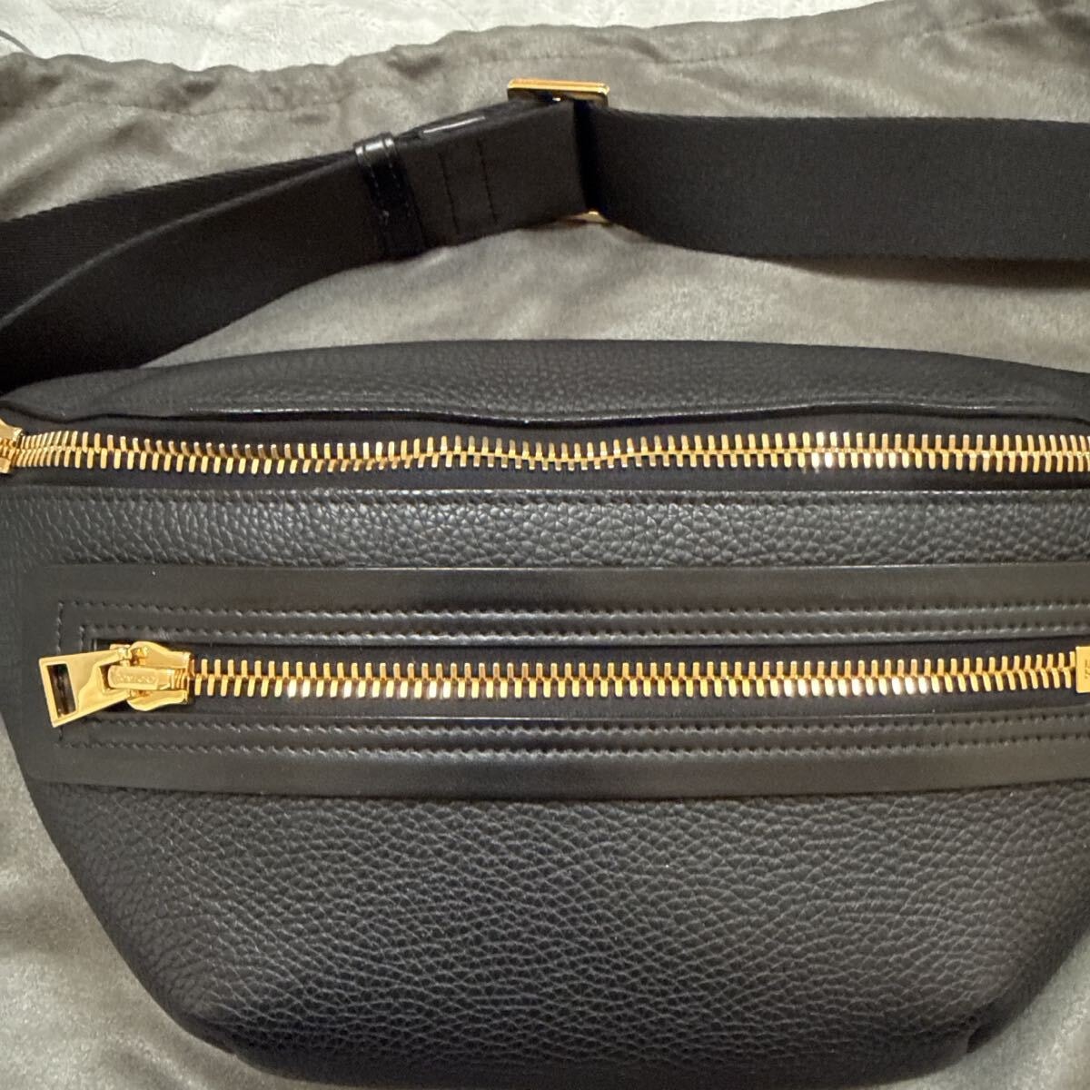 TOM FORD トムフォード ボディバッグ H409T LCL037 