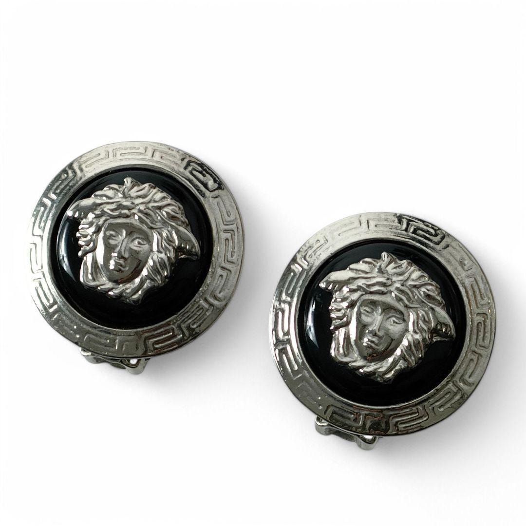 『美品』 VERSACE ジャンニ ヴェルサーチ メデューサ アイコン グレカ イヤリング シルバー×ブラック 両耳用