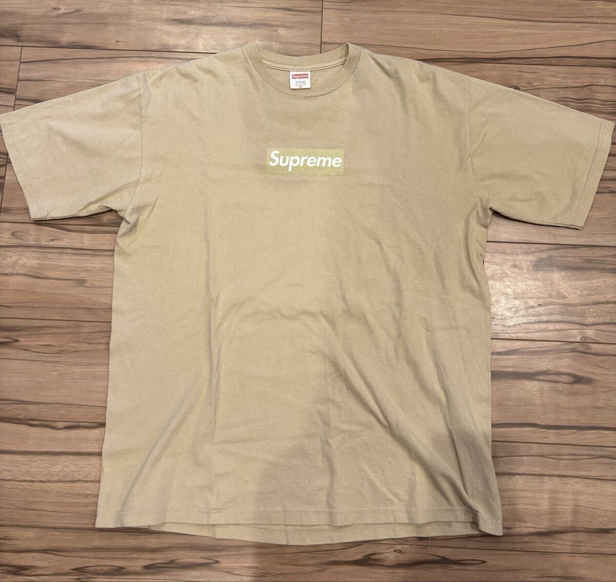 シュプリーム バーバリー ボックス ロゴ Tシャツ "ホワイト"