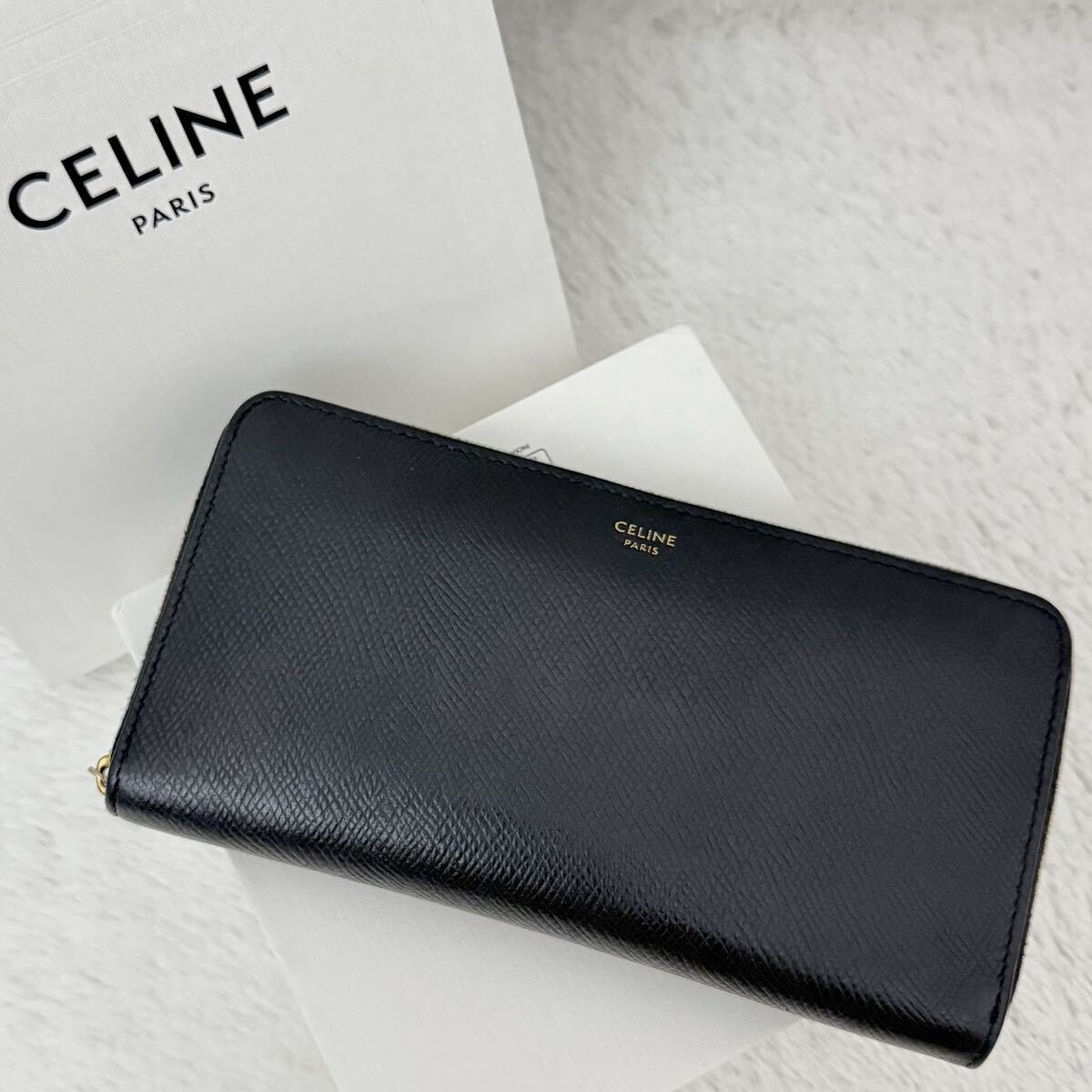 直営店買付】CELINE フォールデッド コンパクト三つ折り財布 (CELINE 