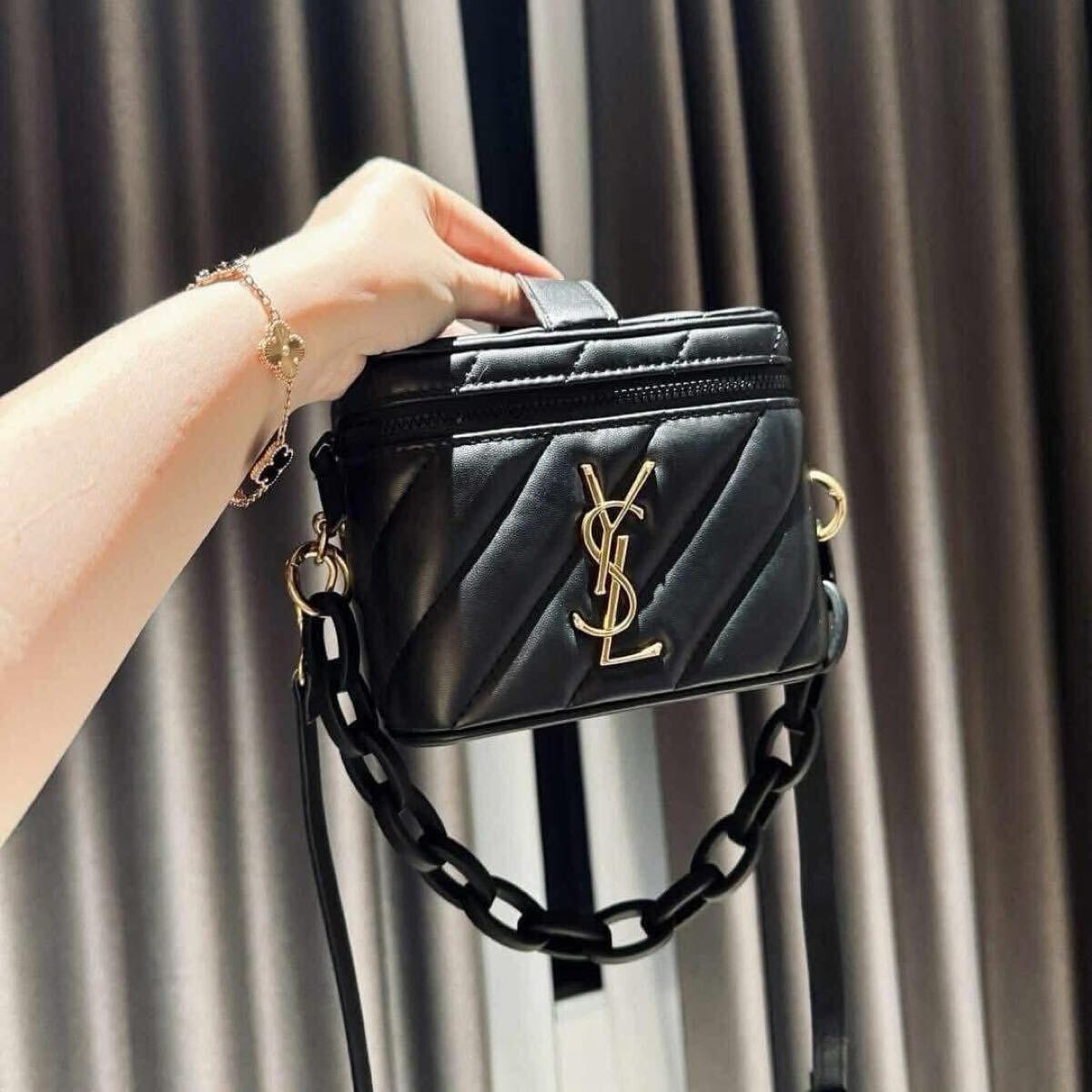 【激レア！非売品】イヴサンローラン ヴァニティポーチ YSL メイクボックス