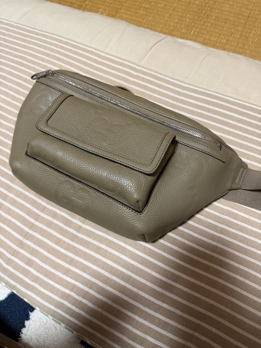 美品　GUCCI グッチ ジャンボGG ボディバッグ