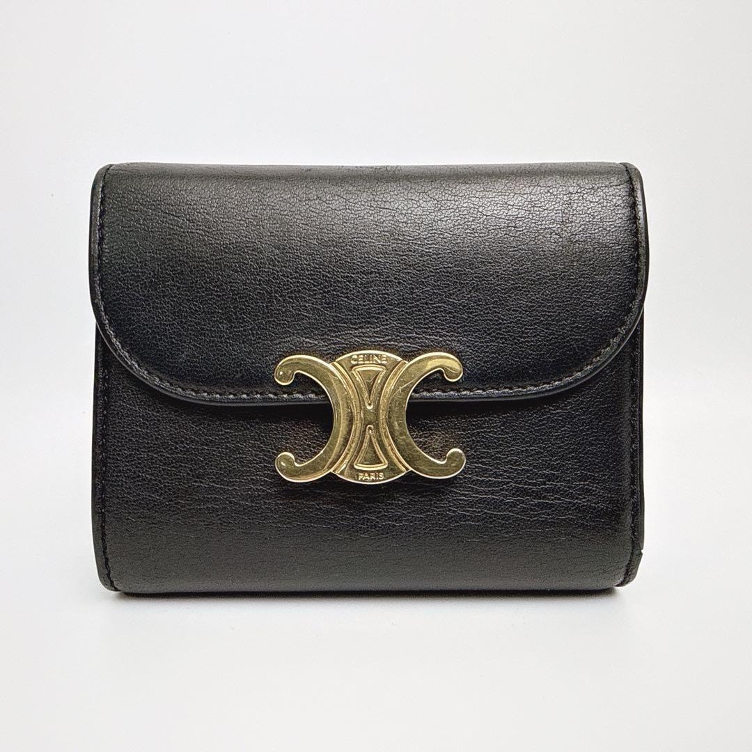 セリーヌ スモール フラップウォレット トリオンフ カーフスキン 三つ折り財布 ブラック 10D783DPV.38NO