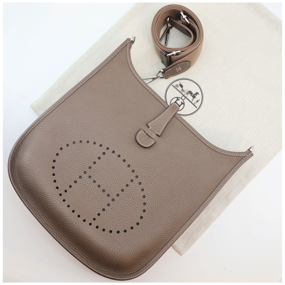 ≪極美品≫ HERMES エルメス エブリン エヴリン Ⅲ エトゥープ トリヨンクレマンス ショルダーバッグ U刻印（2022年）