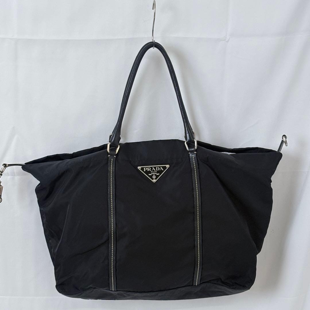 美品PRADAナイロントートバッグ ブラック 肩掛け大容量 三角ロゴ