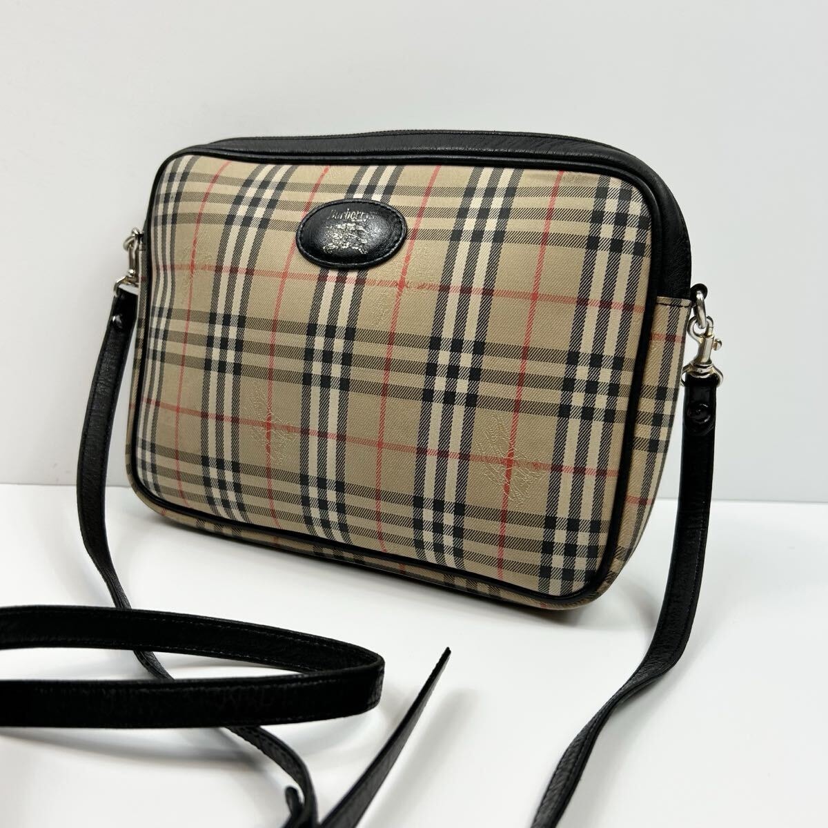 Burberry バーバリー ノバチェックレザー ショルダーバッグ