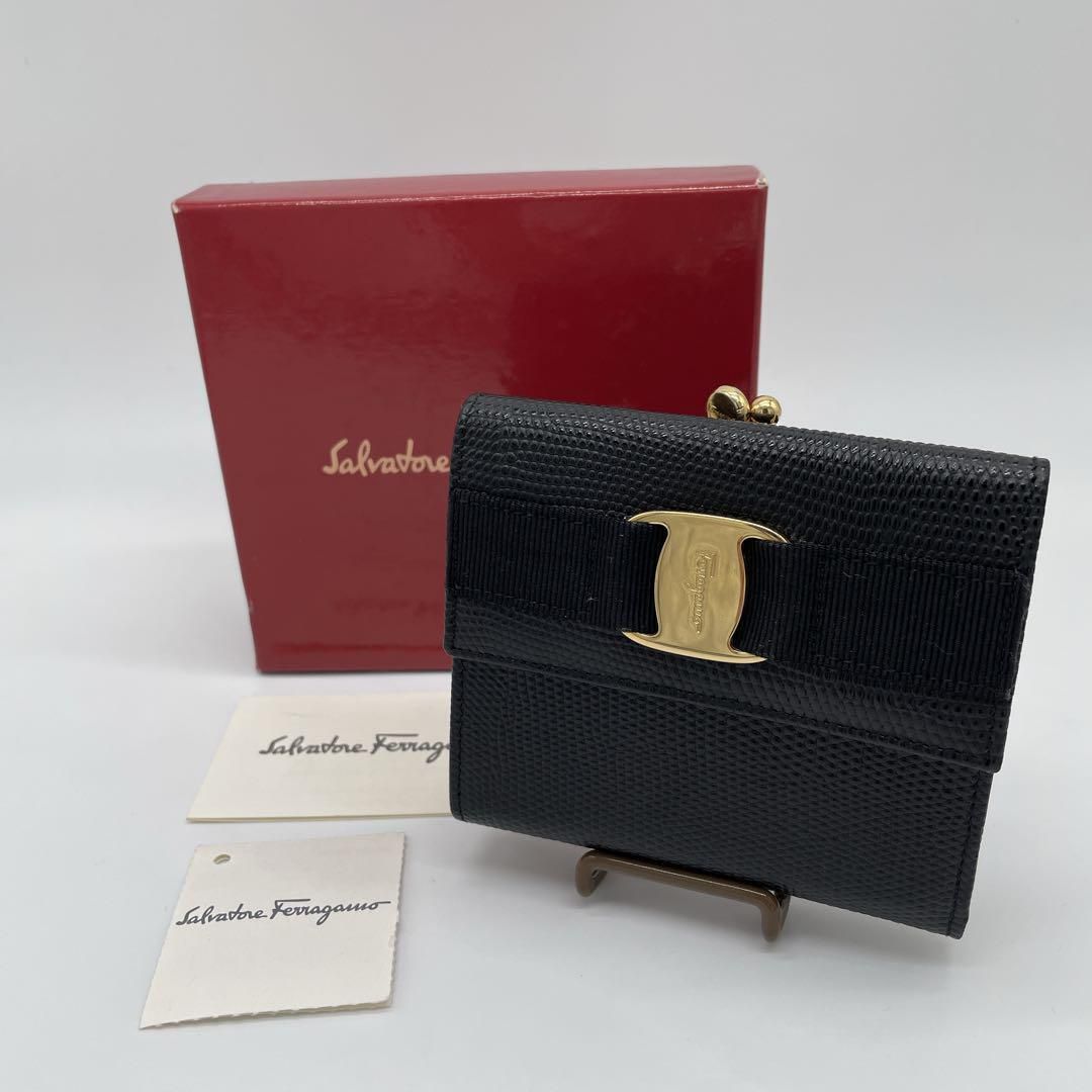 ✨新品未使用・箱付き✨　Ferragamo ミニ財布　ヴァラリボン　リザード ✨未使用展示品・箱付き✨ Ferragamo ミニ財布 ヴァラリボン