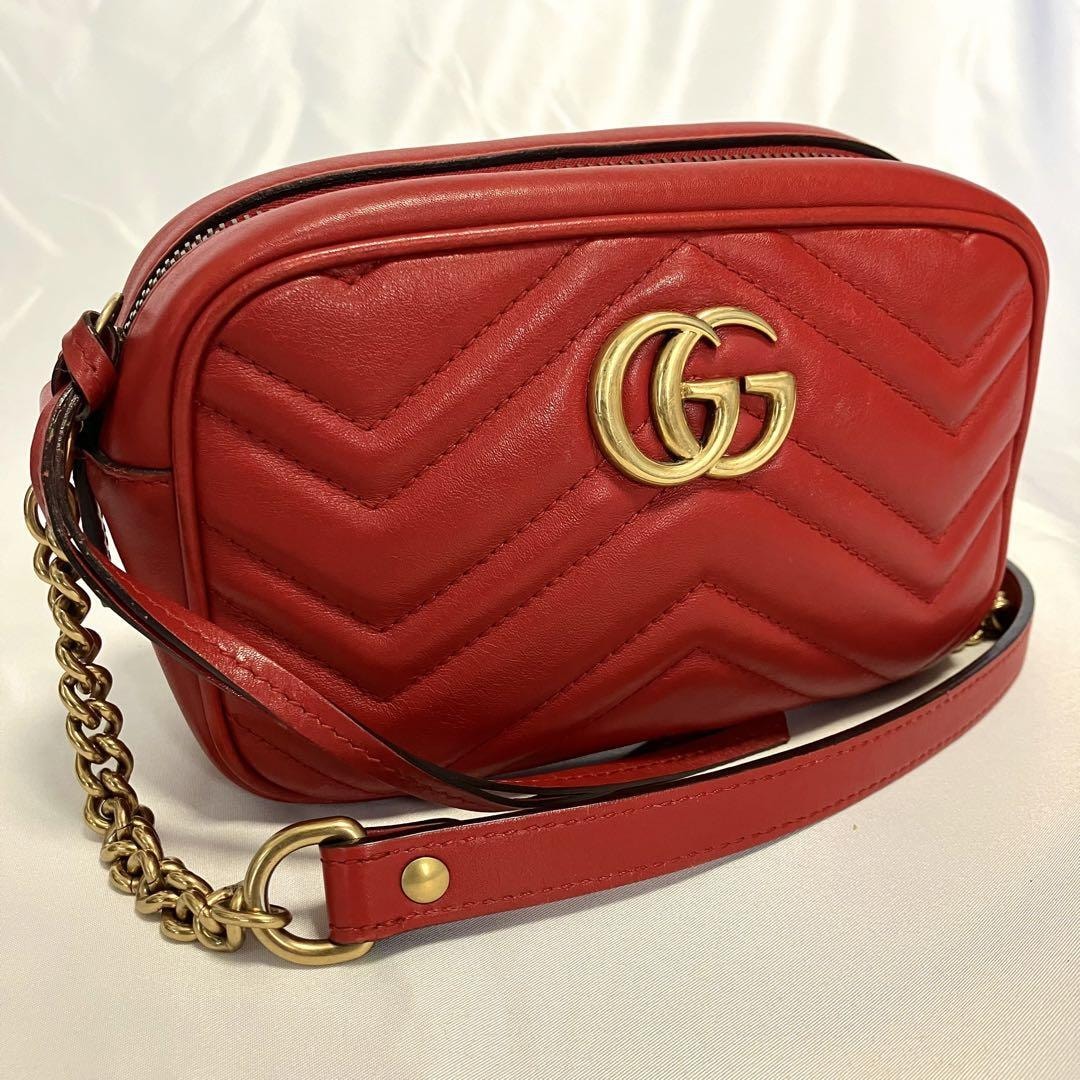 【極美品】GUCCI キルティング ミニバッグ GGマーモント ショルダーバッグ レッド 赤 肩がけ 斜めがけ レザー