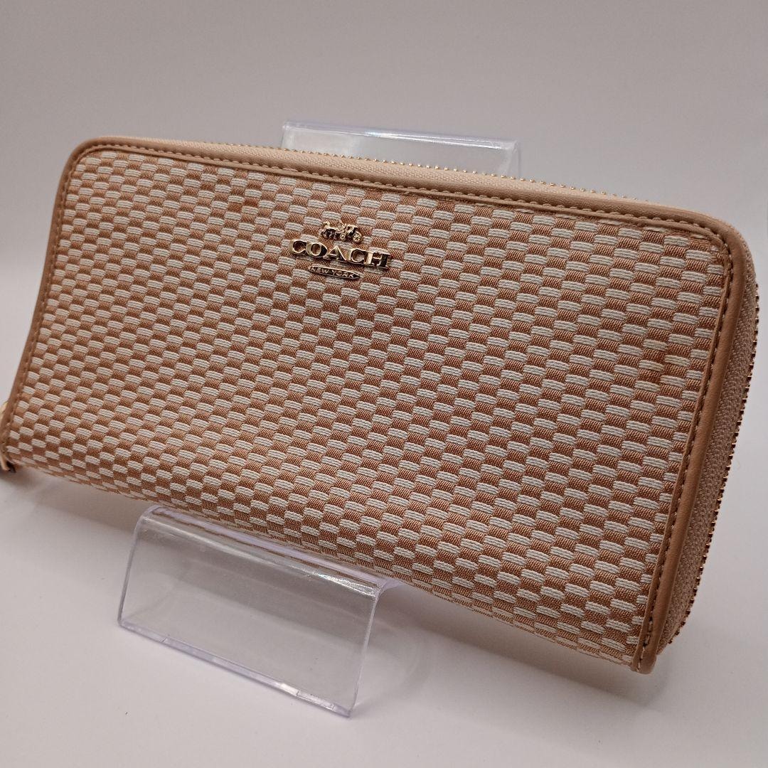 COACH コーチ 長財布 ラウンドジップウォレット ベージュ