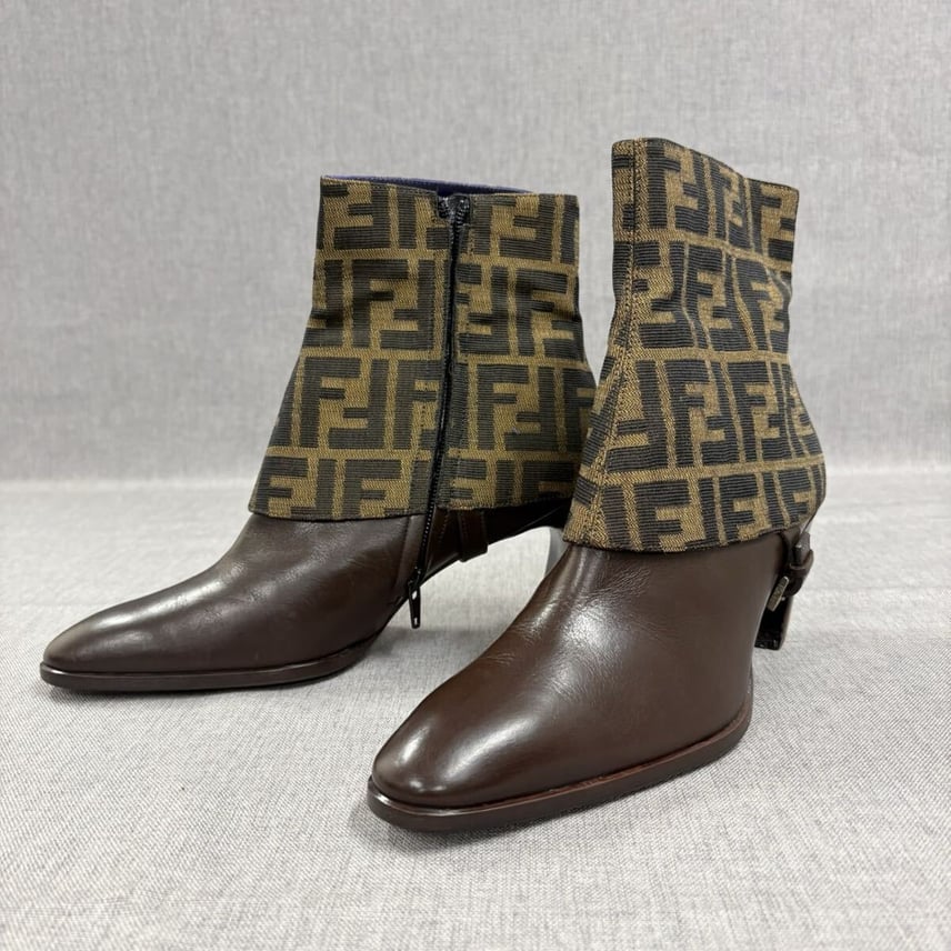 A (未使用に近い)】極美品 FENDI フェンディ ズッカ ショート A (未使用に近い)】極美品 FENDI フェンディ ズッカ ショート