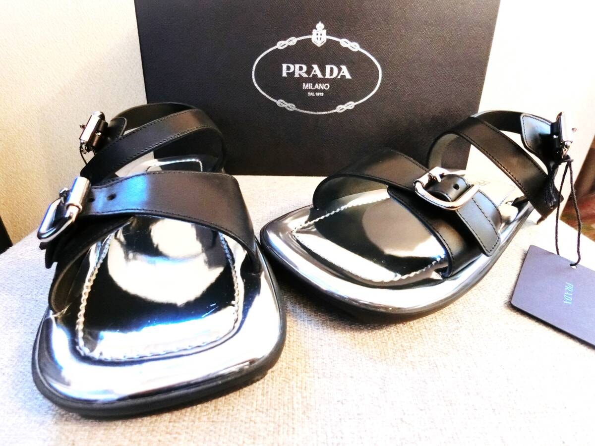 【新品 未使用】PRADA レザー×パテント サンダル ダブルストラップ ブラック×シルバー メンズ イタリア製 サイズ7 25.5相当