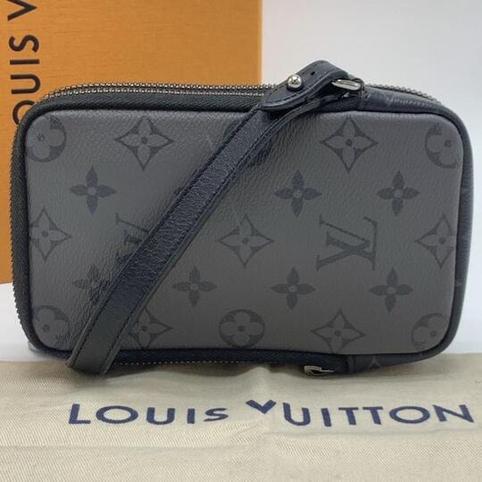 近年モデル Louis Vuitton ルイヴィトン モノグラムエクリプス リバース ダブルフォンポーチ ショルダーバッグ クロスボディ RFIDタグ 希少
