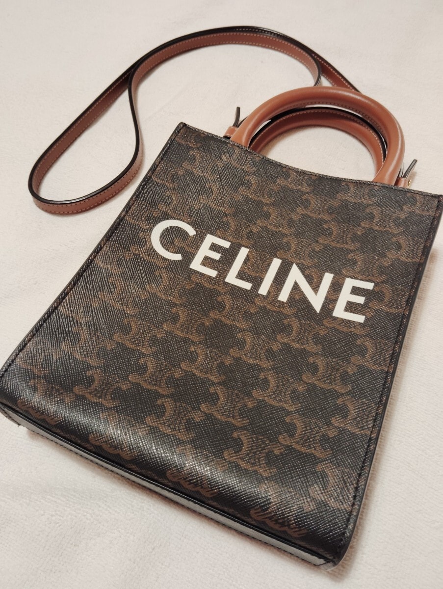 未使用に近い】☆ 美品☆『鑑定品』CELINE ミニ バーティカル カバ