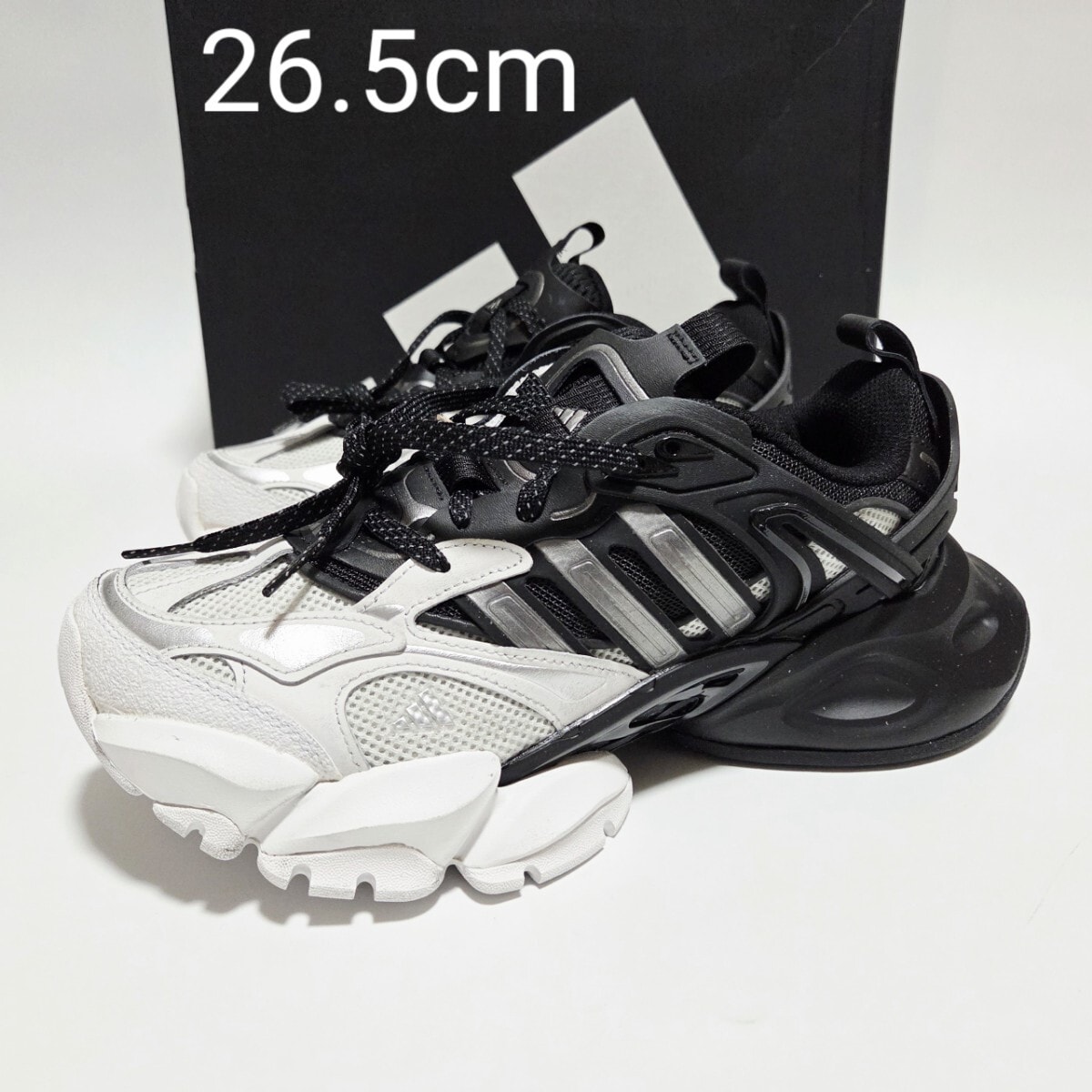 【新品】adidas XLG Runner Deluxe スニーカー 26.5cm