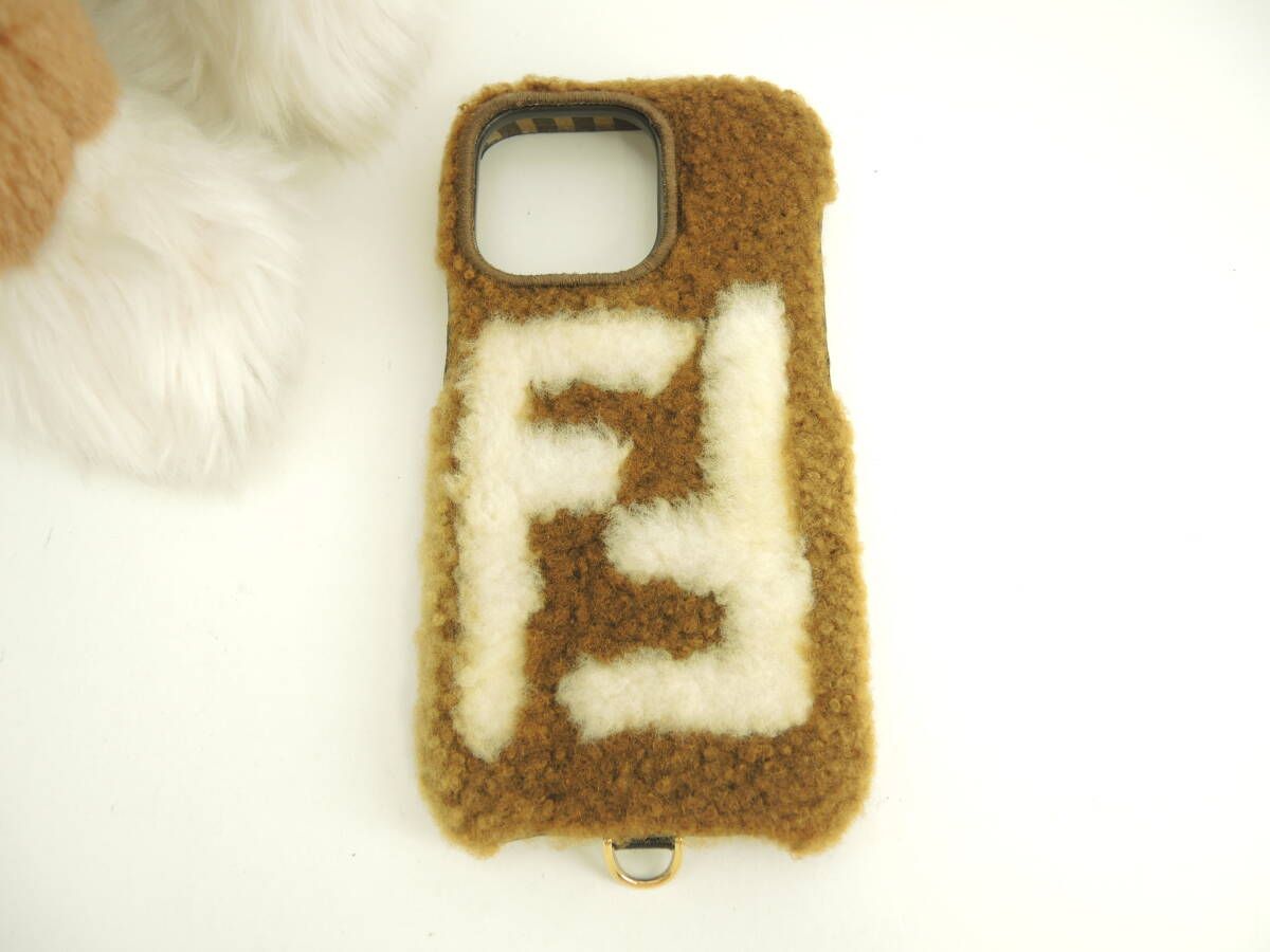 フェンディ iPhone14Proケース ペカン ムートン茶クリーム 携帯電話カバー@ 1