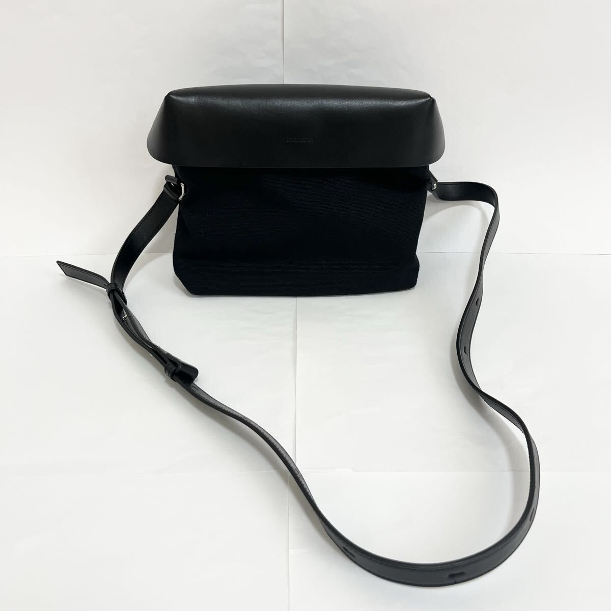 【美品】JIL SANDER CROSSBODY ブラック　クロスボディバッグ　ショルダーバッグ