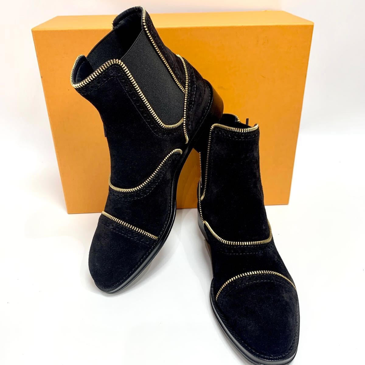 LOUIS VUITTON 黒 スエード ブーティ#39未使用品