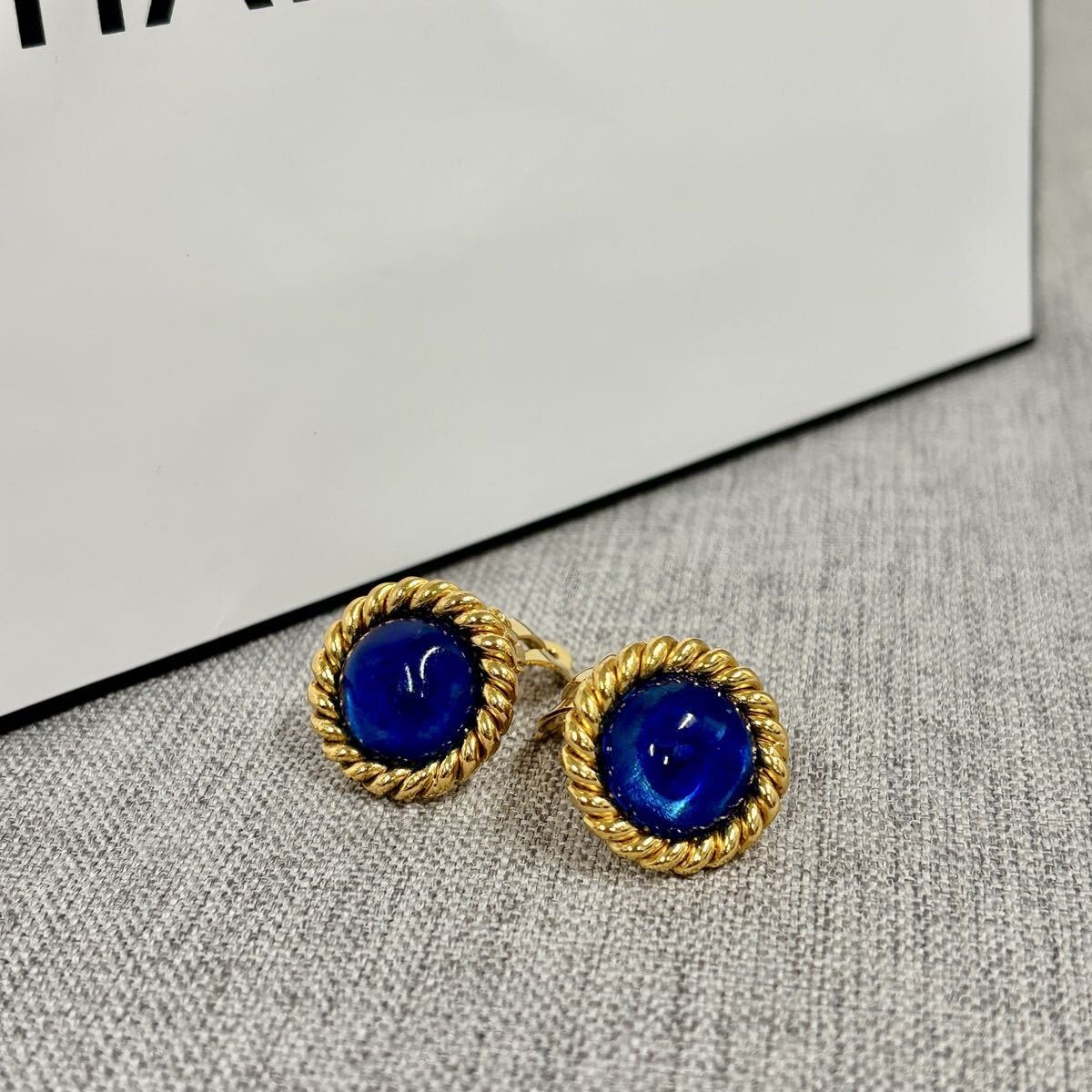 ヴィンテージ CHANEL シャネル ブルー ラインストーン イヤリング 