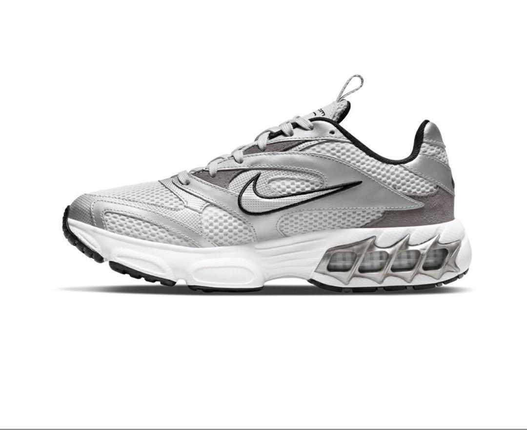 新品未開封 NIKE DR7852 001 シルバー 23.5cm ウィメンズ