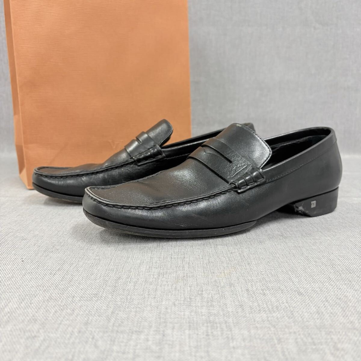 スニーカーダンク(スニダン) | 人気新作のスニーカー、トレカ、注目