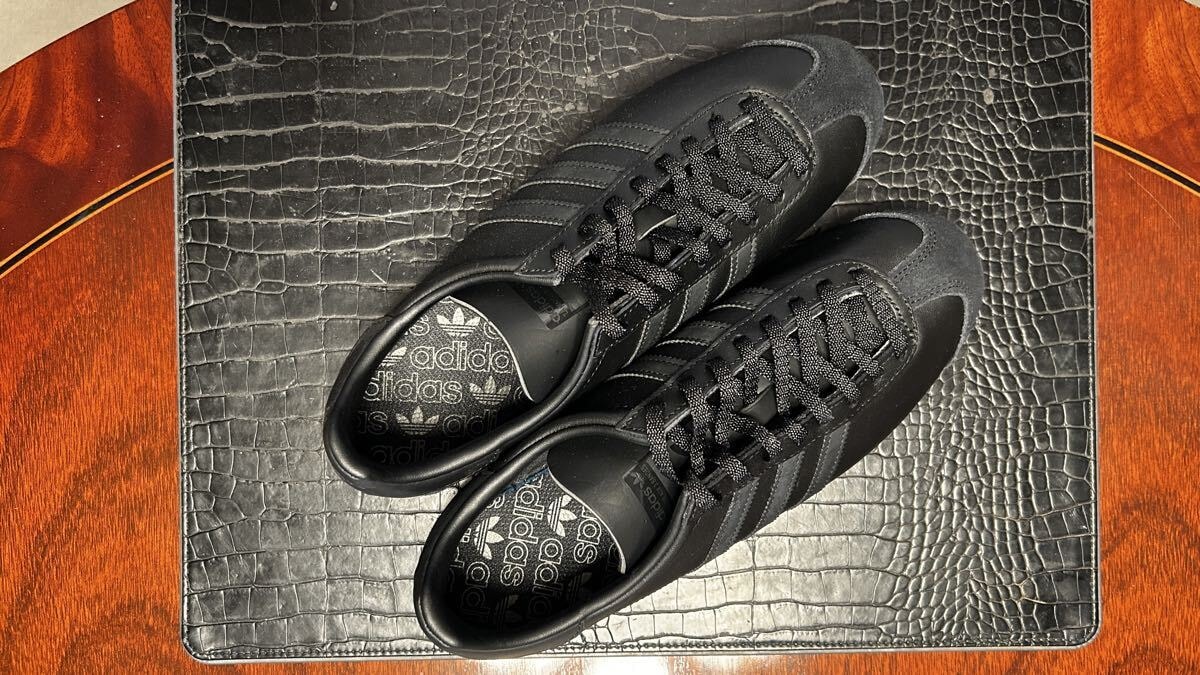 即決　新品　ADIDAS アディダス　COUNTRY カントリー　US9 27cm ブラック　黒
