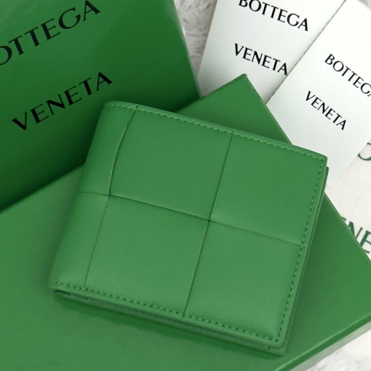 未使用に近い】☆新品級☆RFID内蔵 BOTTEGA VENETA ボッテガヴェネタ