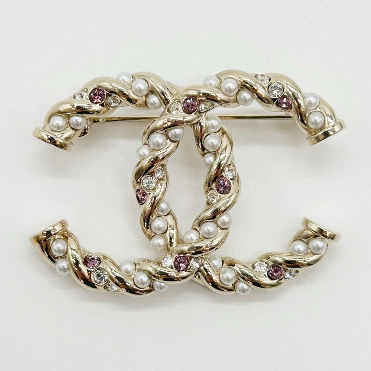 CHANEL シャネル　ココマーク A23B ブローチ　2023年　美品　GP ラインストーン　フェイクパール　ゴールド　ソフトゴールド　ピンク　