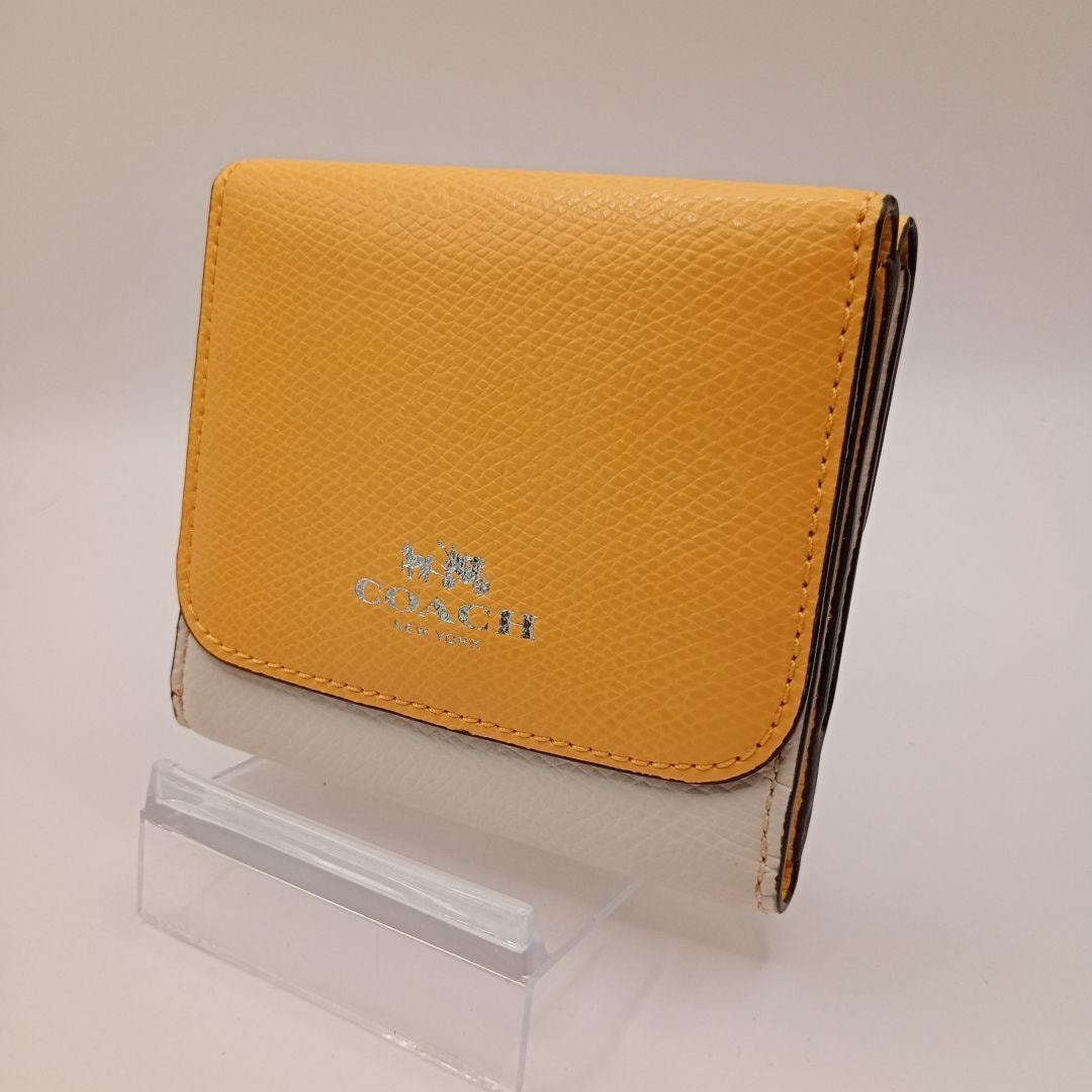 COACH コーチ 二つ折り財布 コンパクトウォレット イエロー