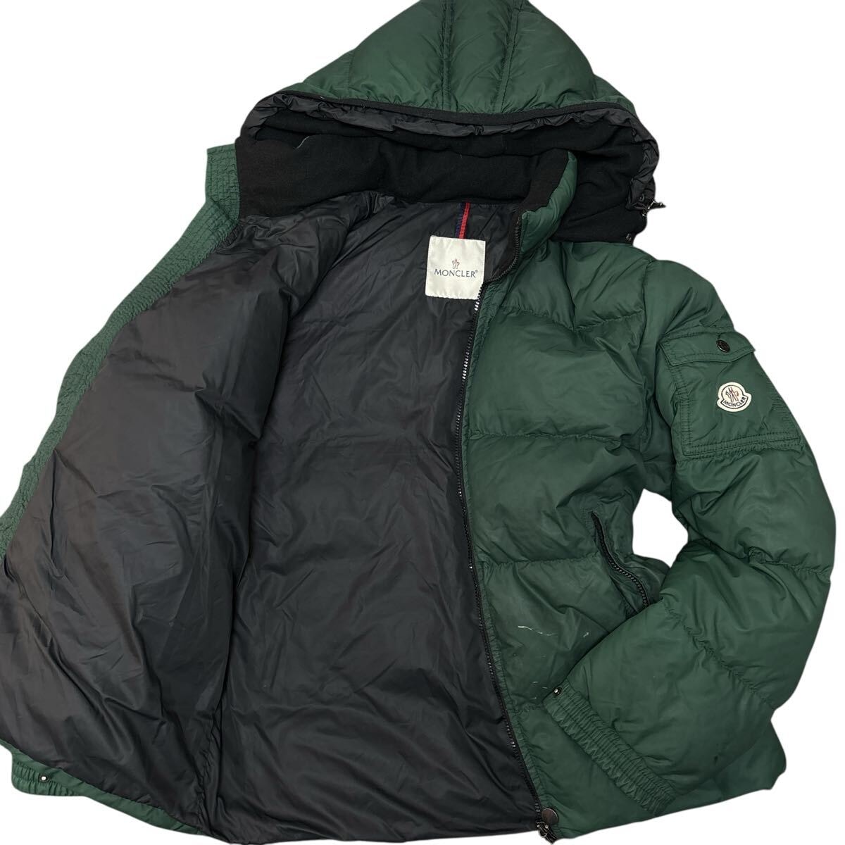 【極希少ダークグリーン!!Lサイズ】 MONCLER モンクレール ダウンジャケット CLASSE1 漫画タグ サイズ2 超防寒 フード着脱可 サイズ２ 2way