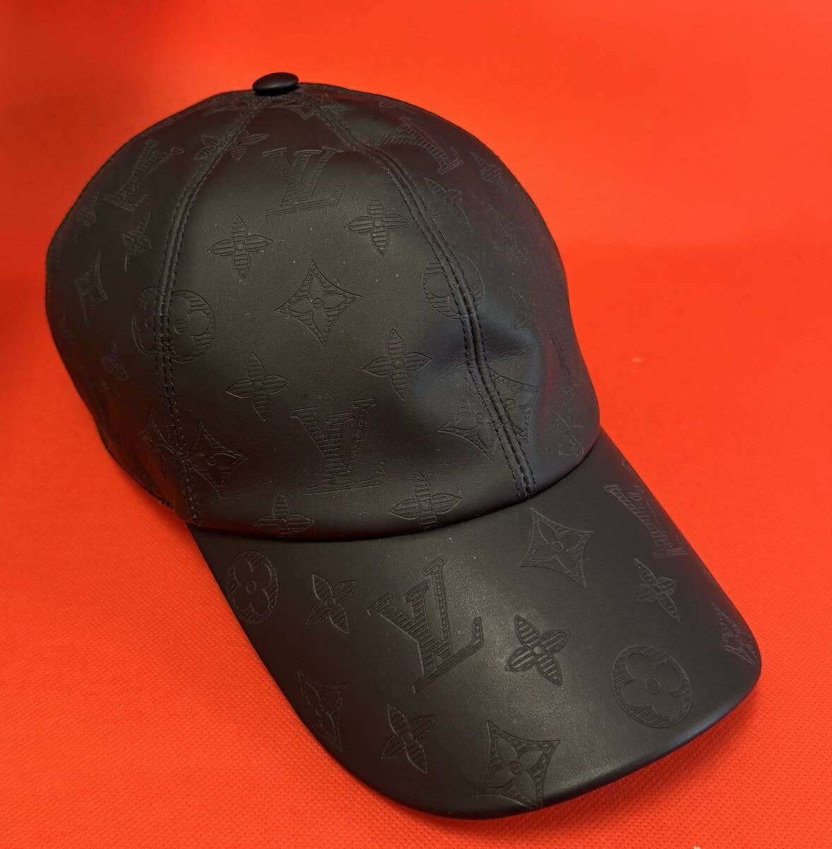 本物　中古　ルイヴィトン キャップ ブラック レザー モノグラム