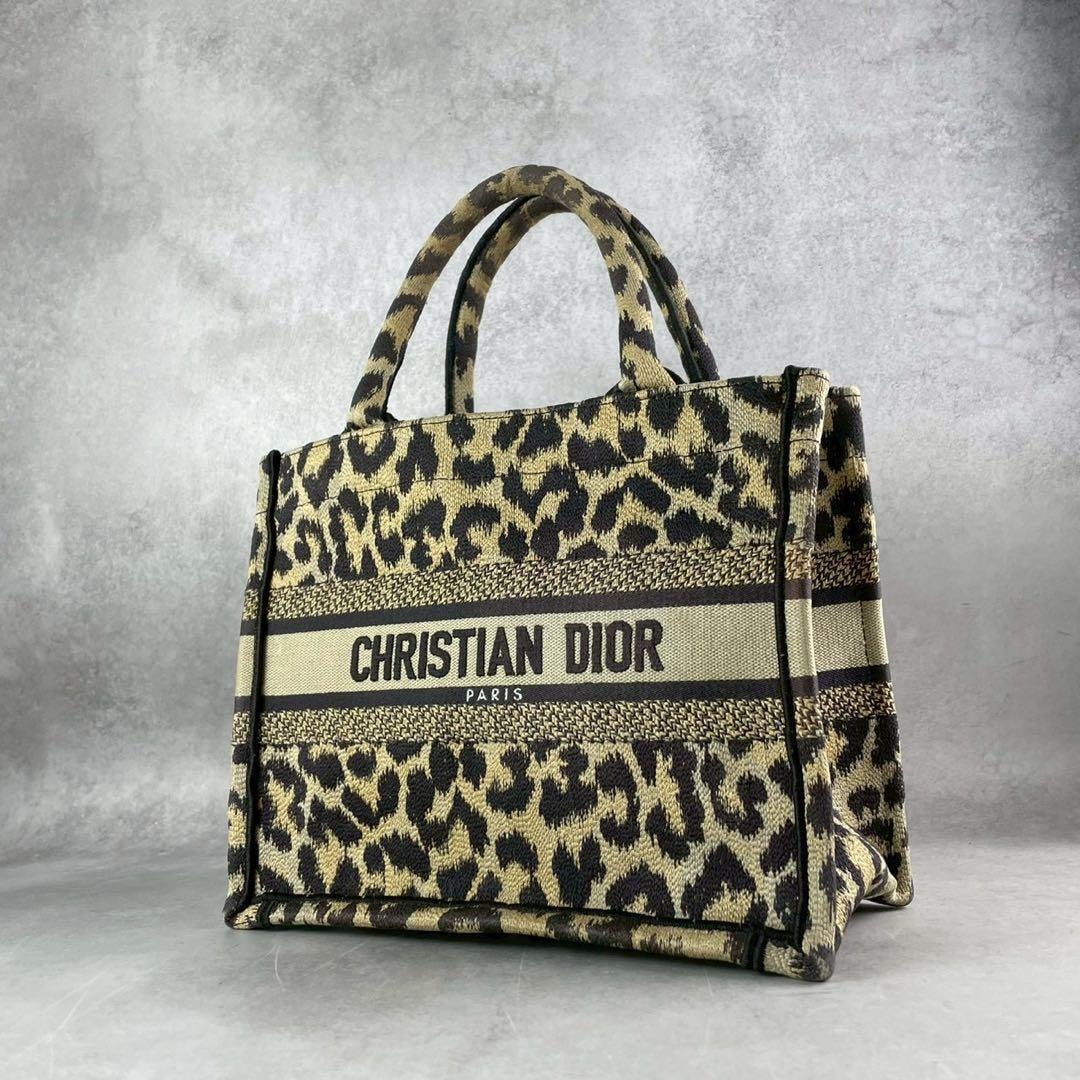 Christian Dior　クリスチャン・ディオール　トートバッグ　レオパード　ミディアム　ヒョウ柄