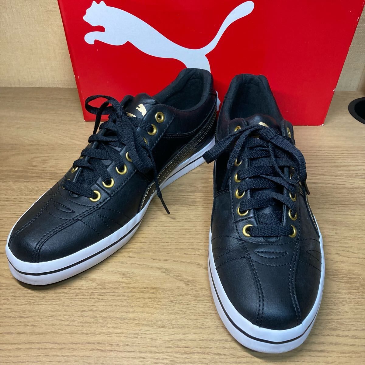 Puma ローカット　スニーカー　27cm ブラック　ゴールド