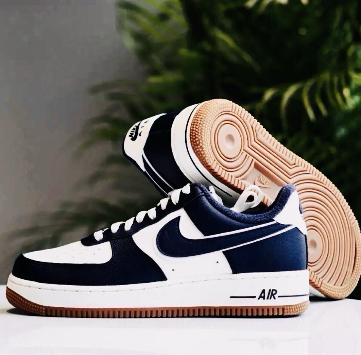 ☆送料込■新品28.5cm■ナイキ エア フォース 1 07 LV8 SAIL/MIDNIGHT NAVY/GUM MED BROWN ミッドナイトネイビー【定価.16500円】