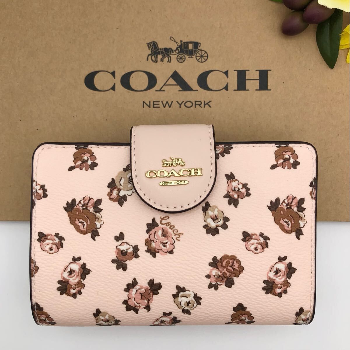 COACH ★大人気★ ミディアム コーナージップ ウォレット ロゼットプリント CZ343 08XKE 新品