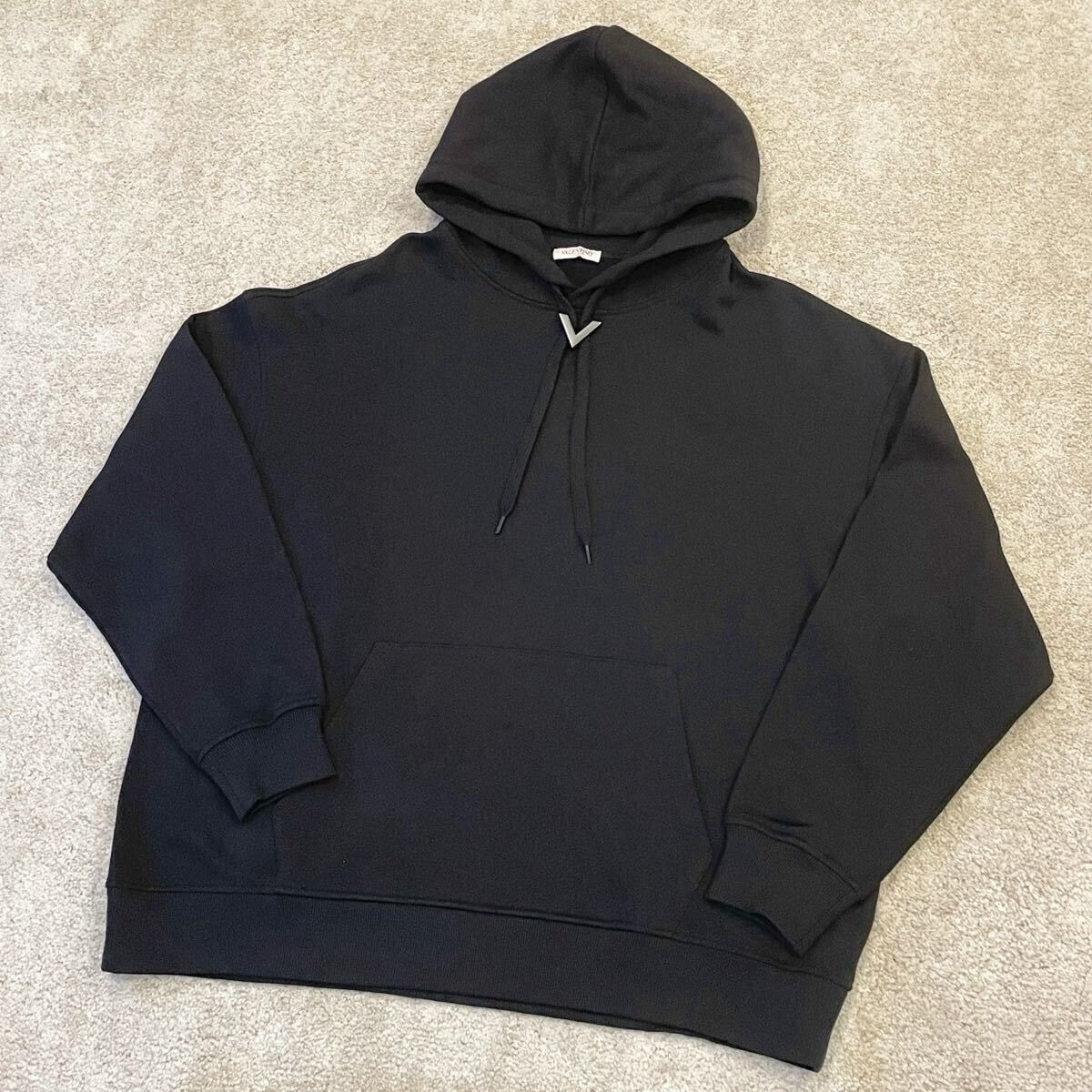 【美品】ヴァレンティノ スウェットパーカー 黒 XL Vタグに保護フィルム付 