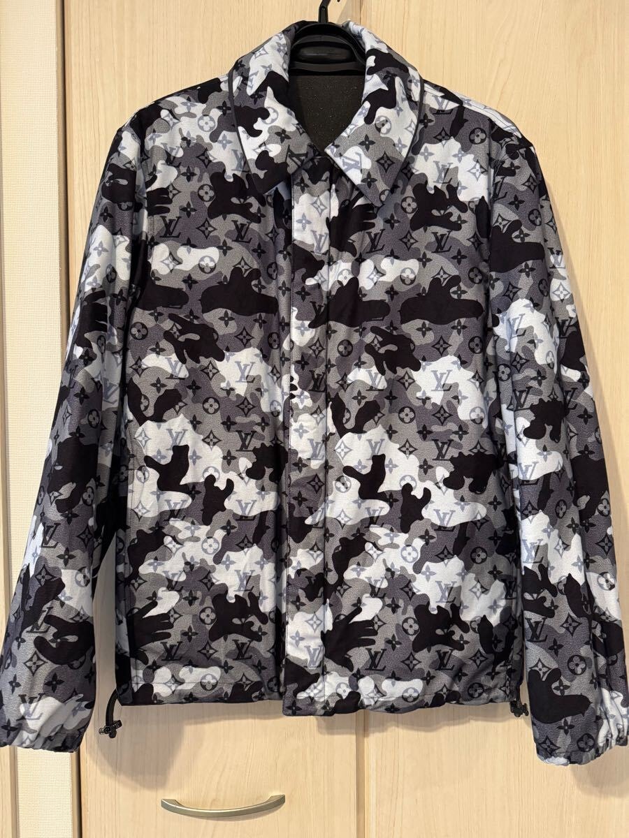 新品同様 ルイヴィトン LOUIS VUITTON リバーシブル カモフラモノグラムブルゾン 46 迷彩 ミリタリージャケット ブラック ジャケットグレー