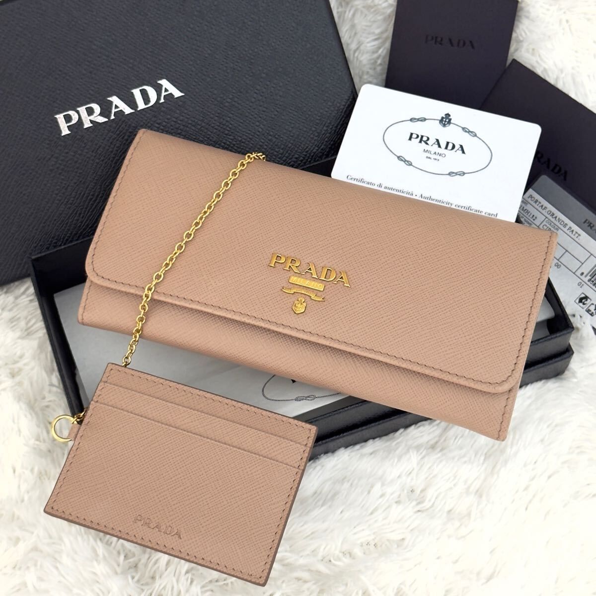 PRADA 長財布/パスケース付き 1MH132 QHH F001｜Yahoo!フリマ