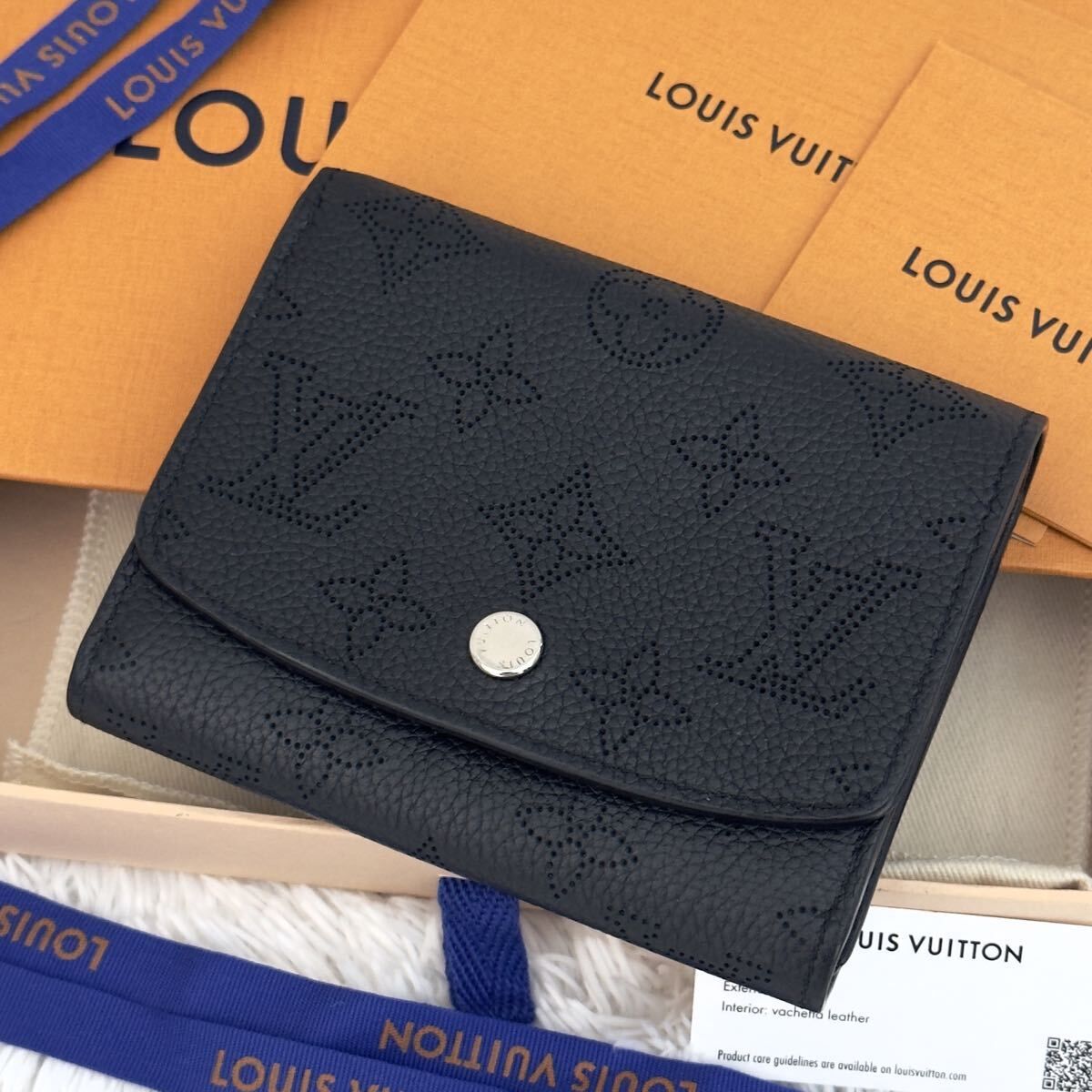 ☆未使用級☆24年購入 新型RFID ルイヴィトン マヒナ ポルトフォイユ 財布 LOUIS VUITTON 二つ折り 現行