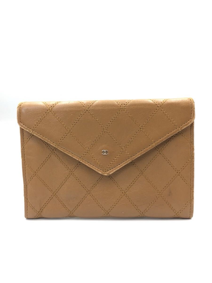 シャネル　ラムスキン　財布