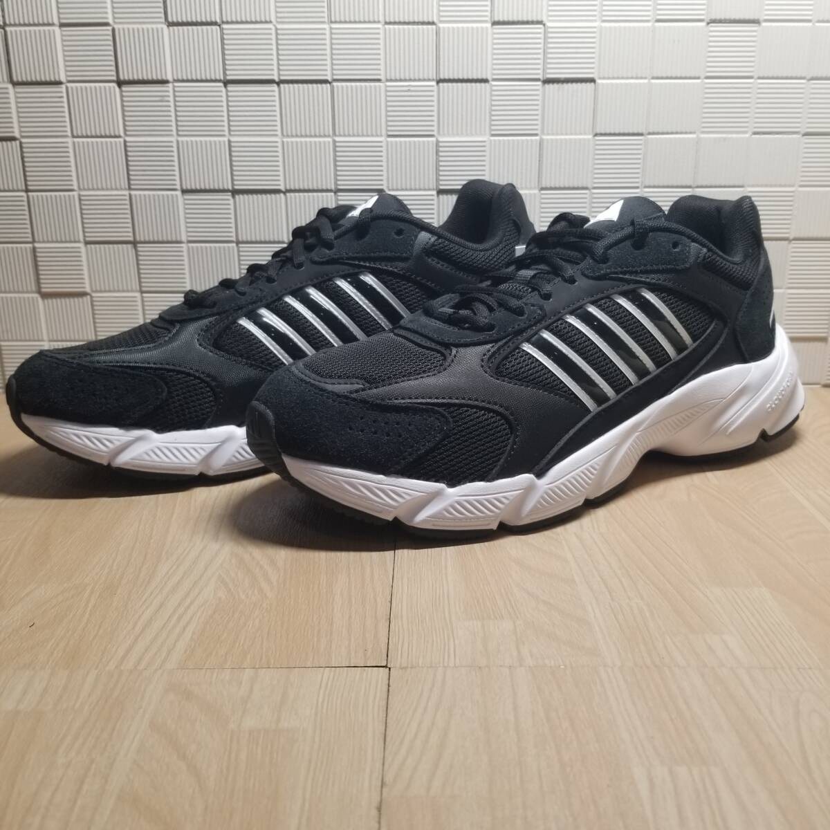 送料無料・新品未使用！！アディダス adidas トレーニングシューズ スニーカー / CRAZYCHAOS 2000 M / 定価8800円 26.5ｃｍ