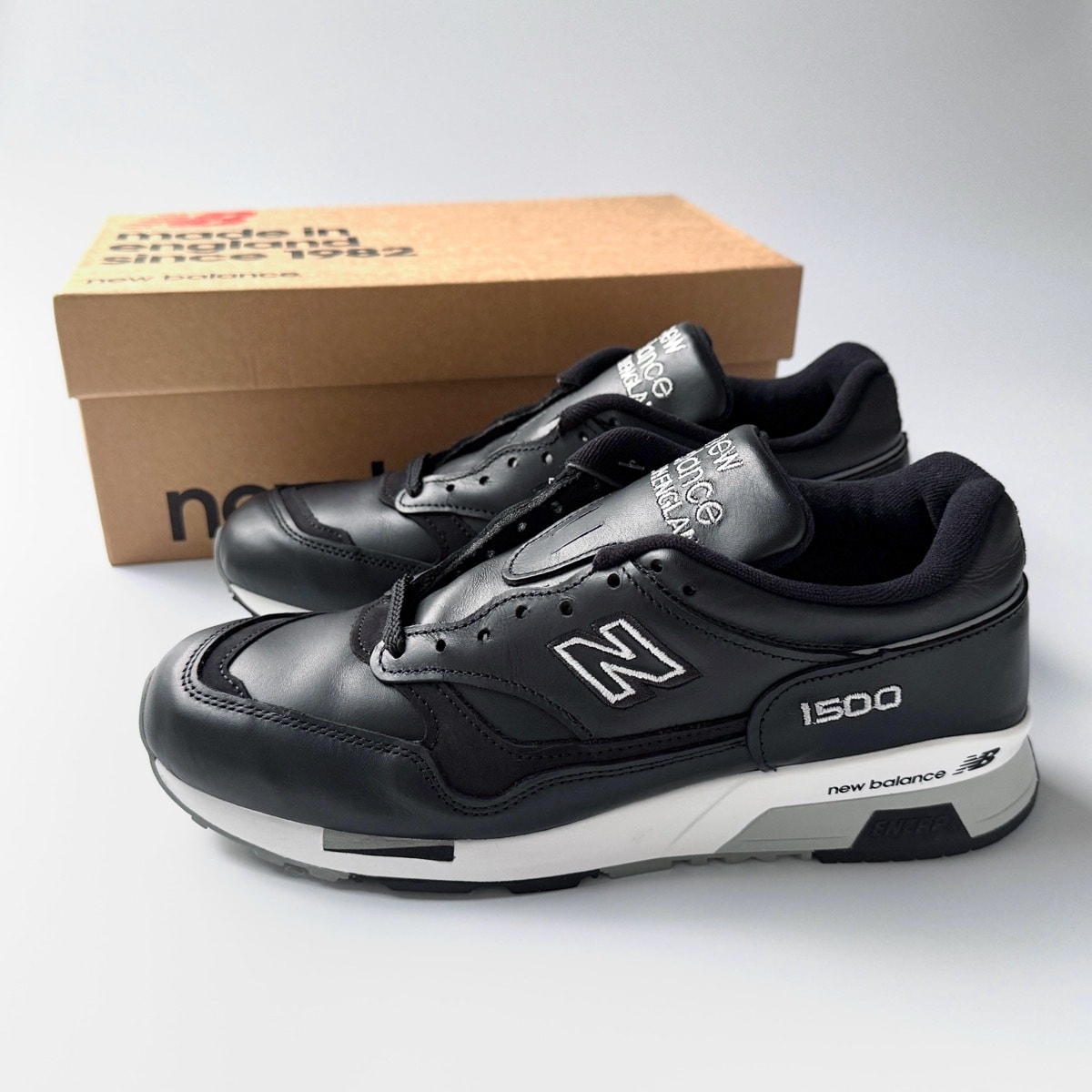 新品・未使用(ワケあり)】国内正規品 UK製 オールレザー New Balance