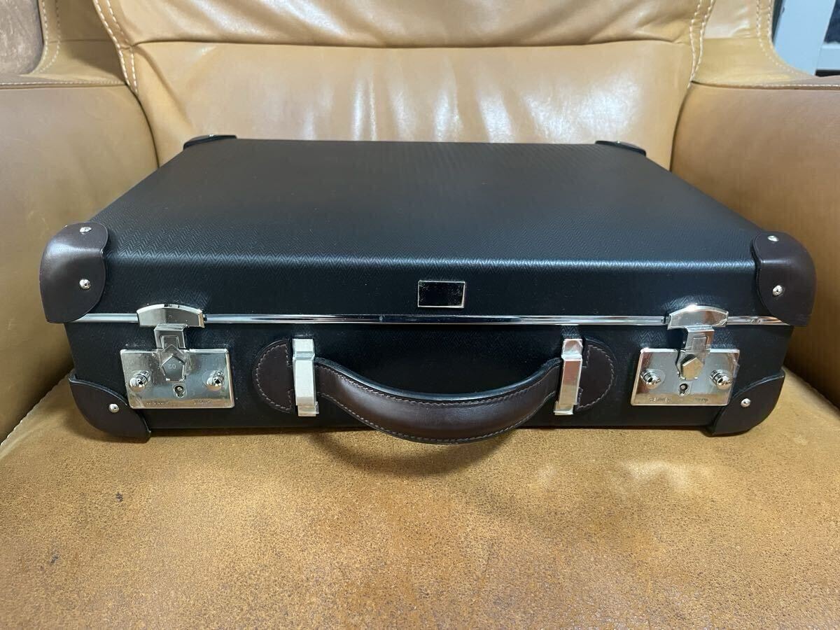 ★本物を知るあなたへ　エルメス　グローブトロッター アタッシュケース　ビジネスバッグ　フォーブルエクスプレス　限定　コラボモデル　