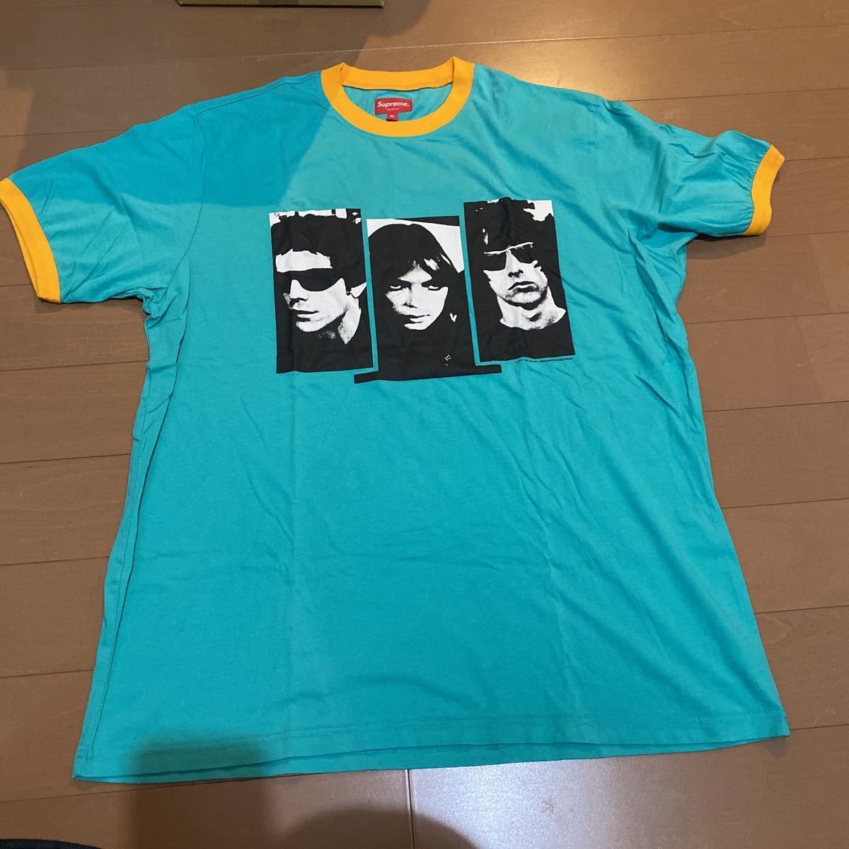 Supreme Small Box L/S Tee (26SS) 