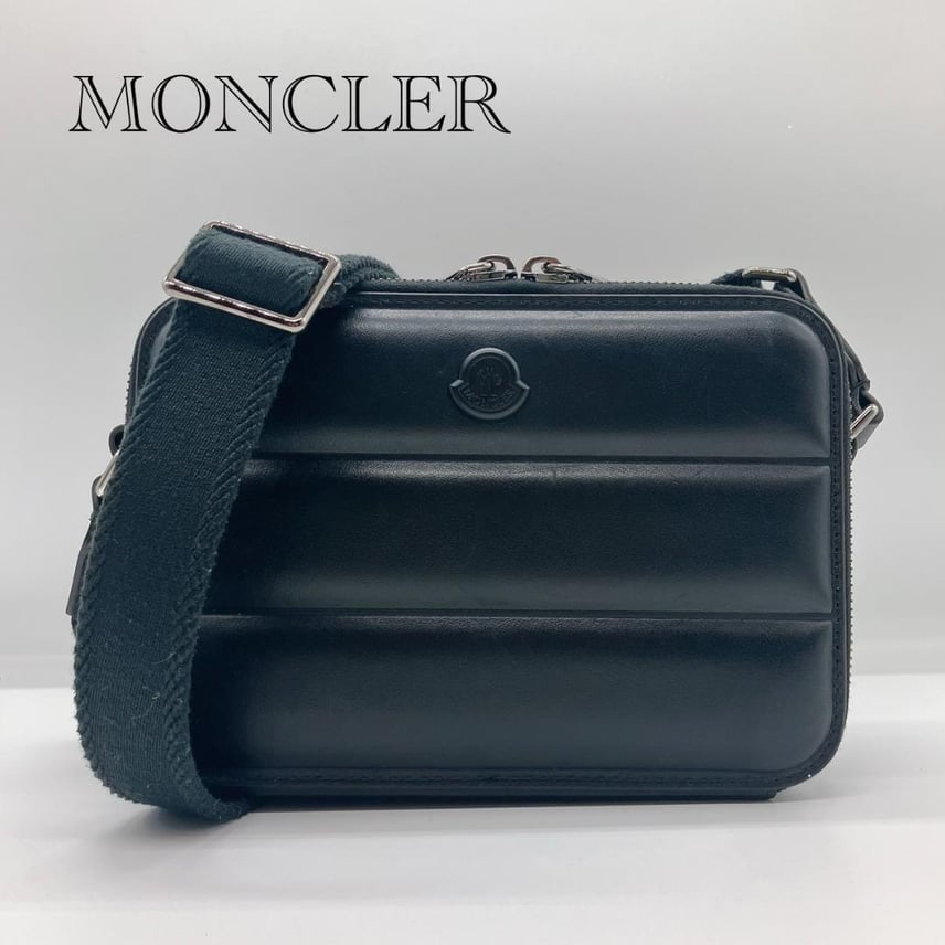 A (未使用に近い)】MONCLER モンクレール ショルダーバッグ A (未使用に近い)】MONCLER モンクレール ショルダーバッグ