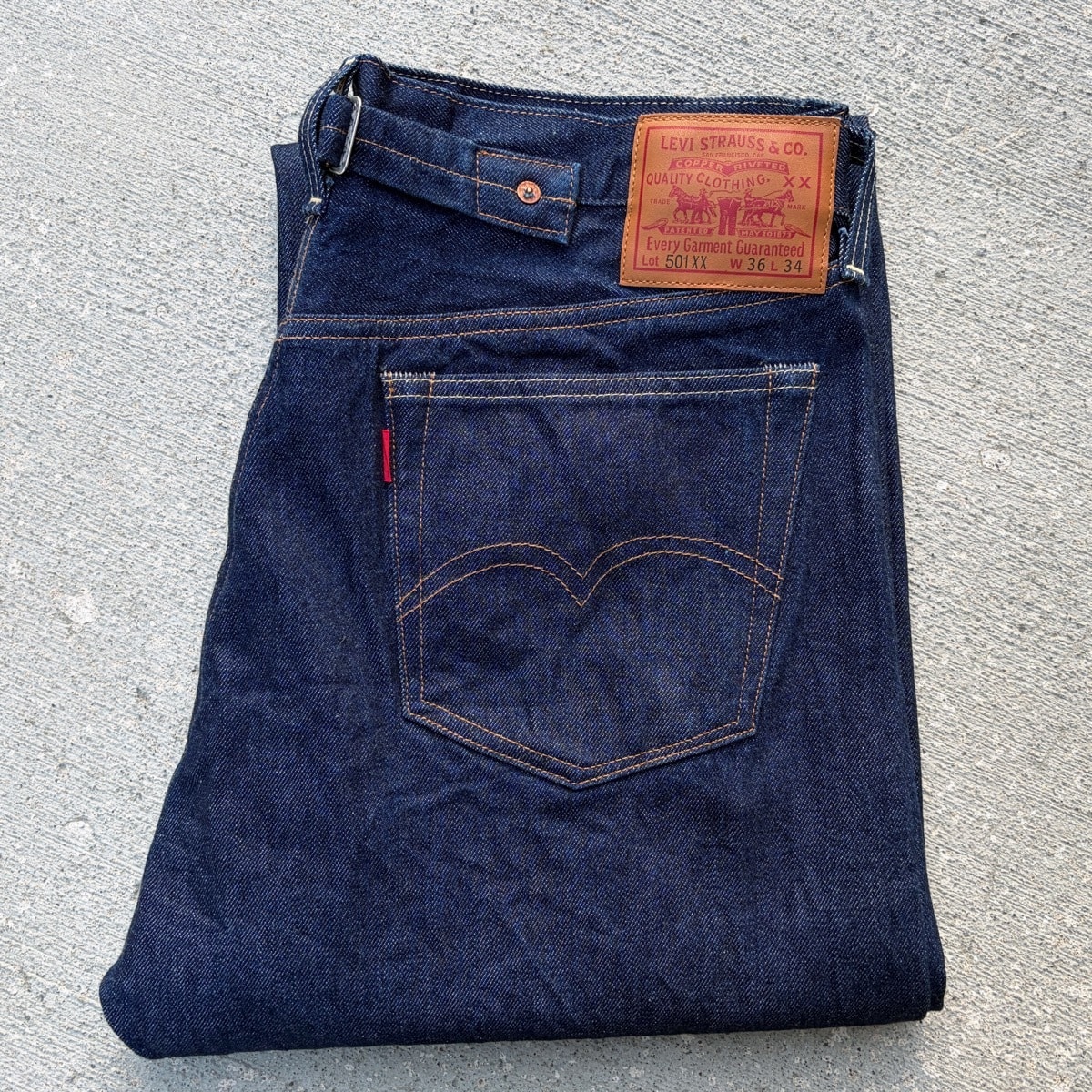 日本製 1937年モデル LEVI’S VINTAGE CLOTHING 501XX 37501-0015 W36 (W33~W34) 30s 37s ビッグE BIG E BIGE ジーンズ 375010015 LVC 復刻