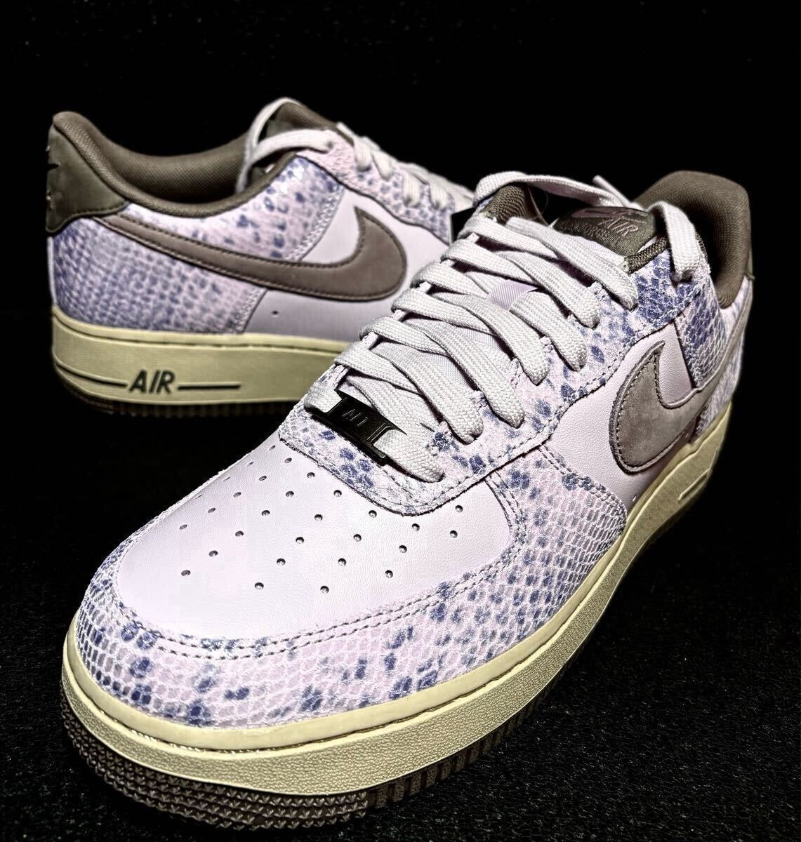 ☆送料込■新品29.0cm■ナイキ エア フォース 1 07 LV8 ドール/サンドドリフト/ケイブストーン/トープグレー【定価.18700円】