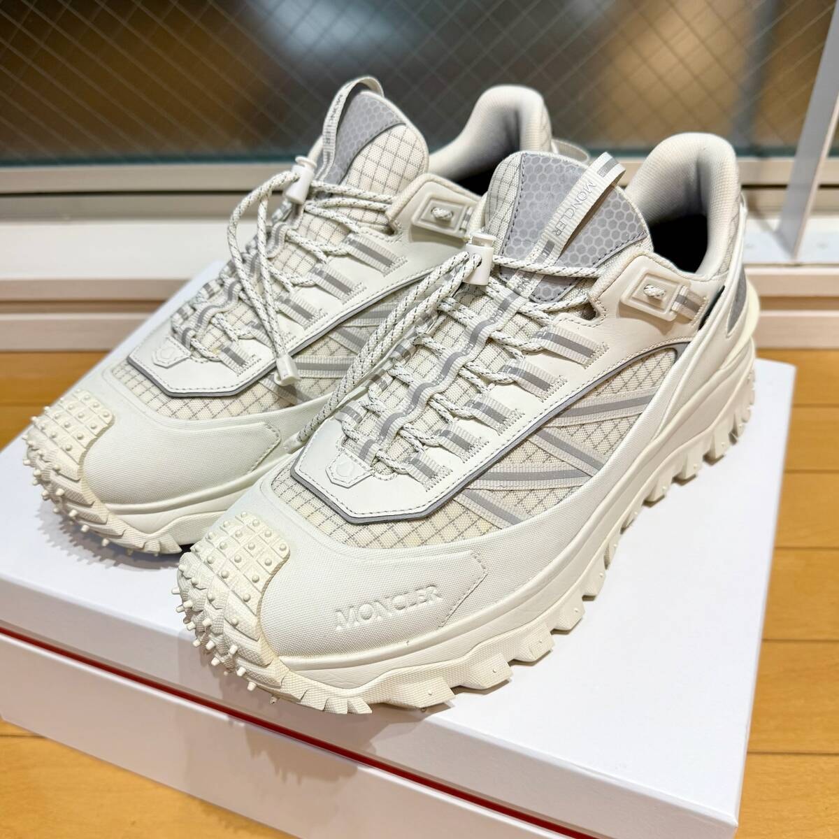 ★美品！★MONCLER モンクレール★TRAILGRIP GTX スニーカー シューズ★メンズ★ホワイト 白★GORE-TEX 防水★サイズ 44★国内正規店購入